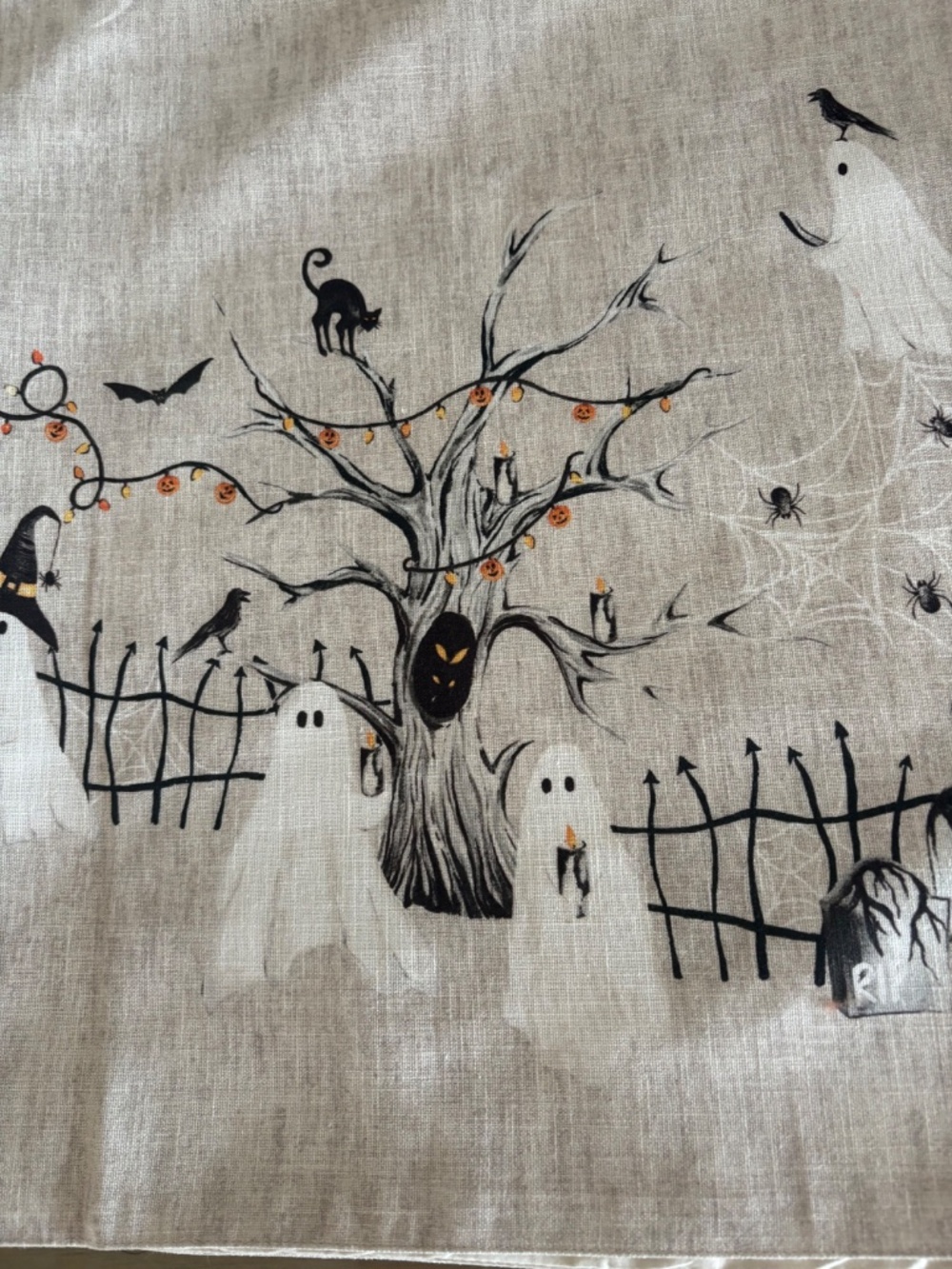Pottery Barn Halloween Scary Squad Table Runner NWT - Picture 3 of 3